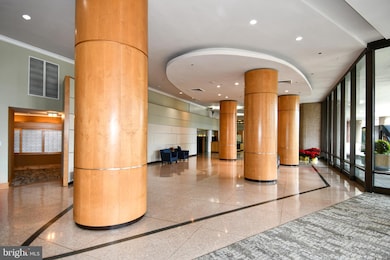 Crystal Gateway unit 310S, Arlington, VA 22202 - photo 4