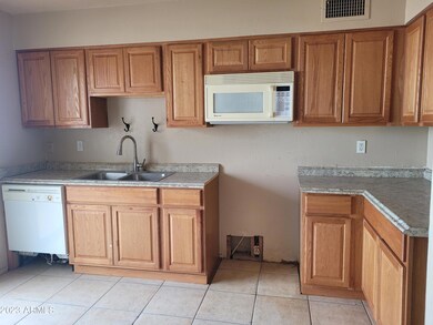 4818 E Appaloosa Dr, Eloy, AZ 85131 - photo 7