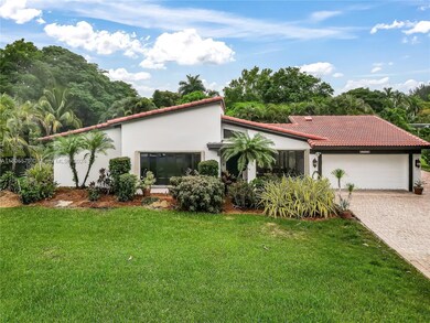 10951 SW 42nd Place, Davie, FL 33328 - photo 4