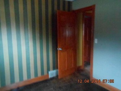 279 Melody Ln, Carpentersville, IL 60110 - photo 6