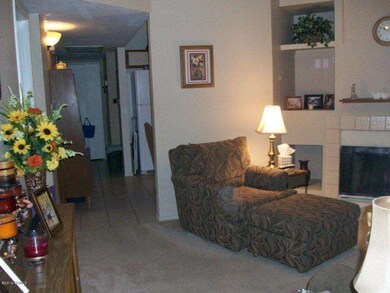 Elliot Place condo 1012 009