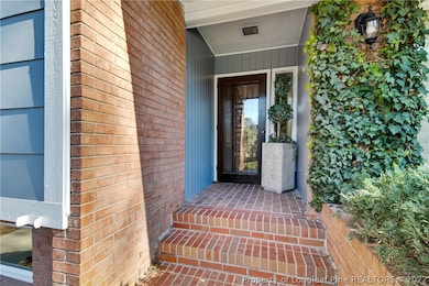 2224 Mirror Lake Dr, Fayetteville, NC 28303 - photo 5