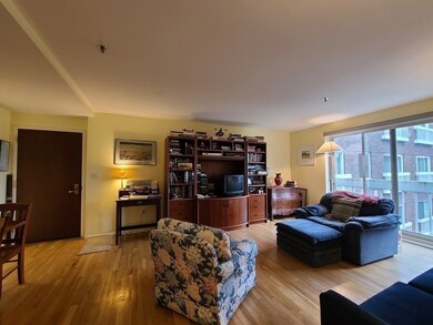 Bay Square unit 520, Cambridge, MA 02139 - photo 6