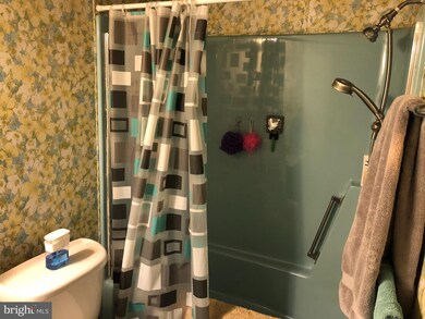 932 E Oak St, Palmyra, PA 17078 - photo 7