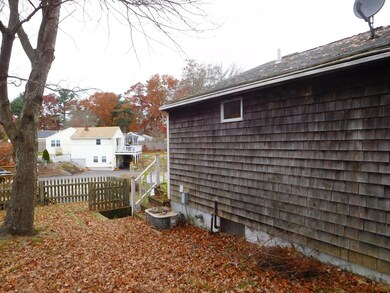 48 Crystal Lake Dr, Carver, MA 02330 - photo 6