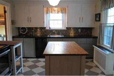 149 Elmwood St, North Attleboro, MA 02760 - photo 7