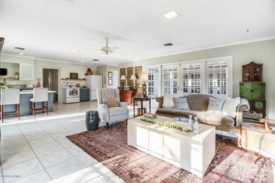 120 Twin Oaks Blvd-25