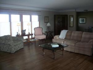 Jasper living room