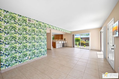2033 E Ramon Rd unit 2, Palm Springs, CA 92264 - photo 4