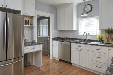 52 Walnut St, Arlington, MA 02476 - photo 4