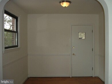 5209 Wheeler Rd, Oxon Hill, MD 20745 - photo 4