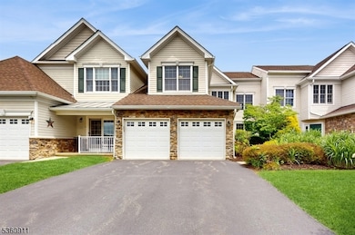 104 Briar Ct, Hamburg, NJ 07419 - photo 2