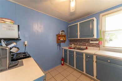 2411 Birch St, Easton, PA 18042 - photo 7