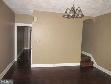 3227 Chesterfield Ave, Baltimore, MD 21213 - photo 4