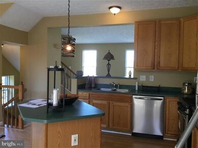 9778 Harvester Cir, Perry Hall, MD 21128 - photo 4