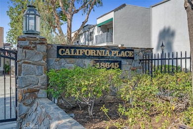 18645 Hatteras St unit 230, Tarzana, CA 91356 - photo 2