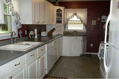 4222 Aurora Ave, Des Moines, IA 50310 - photo 5