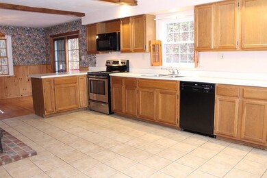 1079 Worcester Rd, Barre, MA 01005 - photo 5