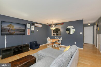 44 Pennydog Ct, Silver Spring, MD 20902 - photo 4