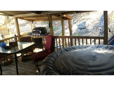 14 Maxfield Ln, White River Junction, VT 05001 - photo 2