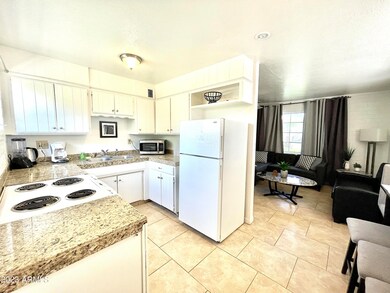 Light & Bright Kitchen