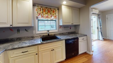 45-Fortin-Way-Lewiston-Maine-04240-Kitch