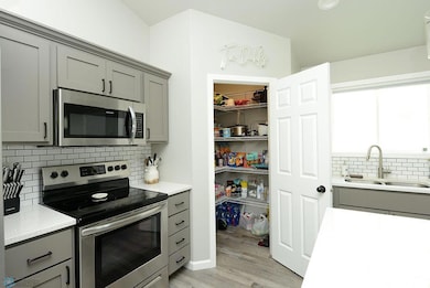 6032 80th Ave S, Horace, ND 58047 - photo 5