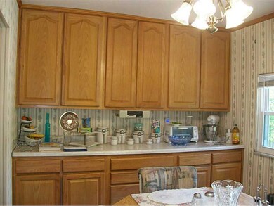 Kitchen. 1st Floor Eat-N-Area