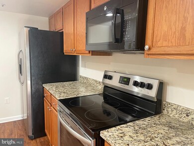 7906 Bayshore Dr unit 11, Laurel, MD 20707 - photo 4