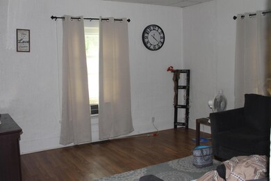 390 Commercial St, Marion, OH 43302 - photo 2