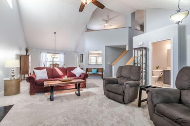 05-15-18 1708 Royal Oak Dr 16
