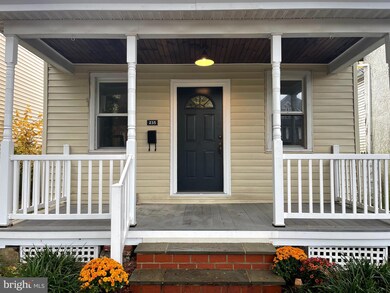 235 S Union St, Kennett Square, PA 19348 - photo 2