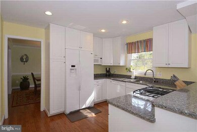 1743 Lockerbie Ln, Vienna, VA 22182 - photo 6