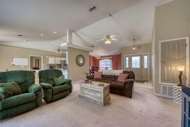 02.00_LivingRoom_DCS_4667__MIN-HDR__3