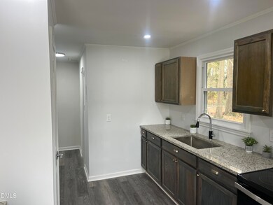 1614 Willow Rd, Greensboro, NC 27401 - photo 6