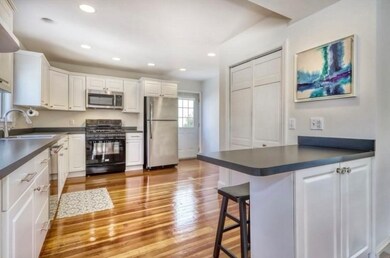 17 Russell Rd unit 1, Winchester, MA 01890 - photo 6