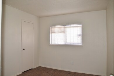 11008 Panicum Ct, Houston, TX 77086 - photo 4