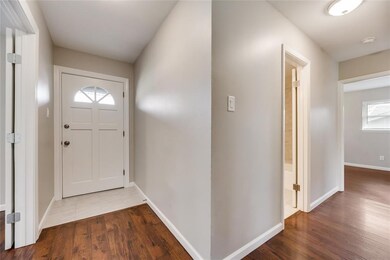 905 Mccurry Ave, Bedford, TX 76022 - photo 3