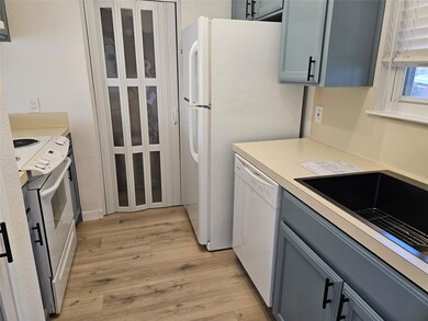 6806 Old Quarry Ln unit N6806, Austin, TX 78731 - photo 7