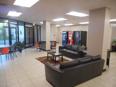 364 W Lane Ave unit 522, Columbus, OH 43201 - photo 3