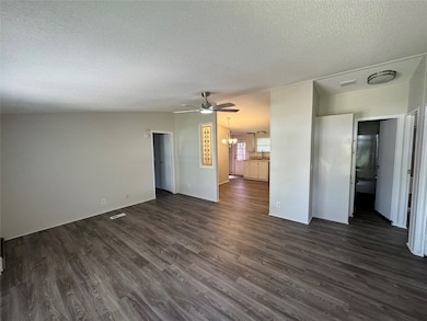 16506 Leafy Meadow Dr, Conroe, TX 77302 - photo 5