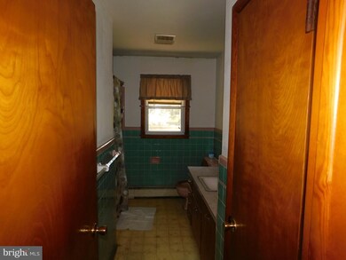 12022 Keller Ave, Smithsburg, MD 21783 - photo 7