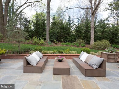 1504 Oakview Dr, McLean, VA 22101 - photo 7