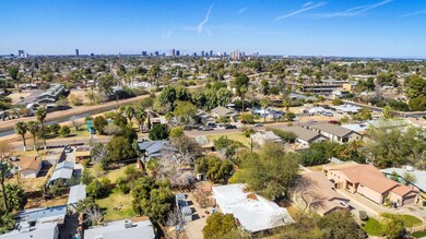 2206 N 28th St, Phoenix, AZ 85008 - photo 6