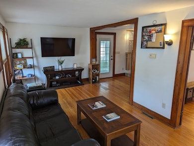 125 Plumtree Rd, Sunderland, MA 01375 - photo 5