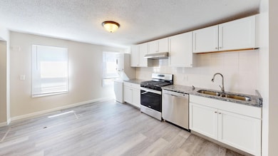 594 Charles Ave, Saint Paul, MN 55103 - photo 2