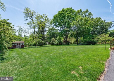 9921 Dellwood Ave, Columbia, MD 21046 - photo 5