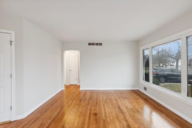 2067 Monroe Ln, Gary, IN 46407 - photo 3