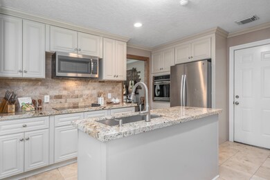 11731 Park Creek Dr, Houston, TX 77070 - photo 5