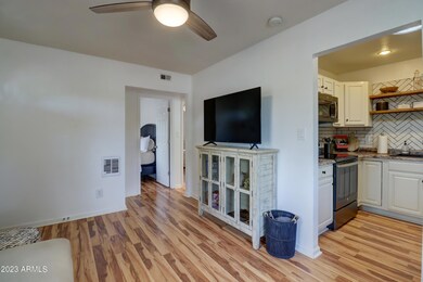 Living Room 4